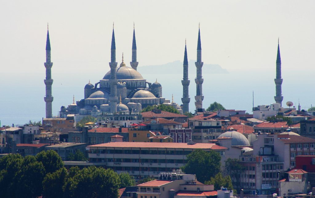 Istambul é a maior cidade da Turquia e a quarta maior do mundo