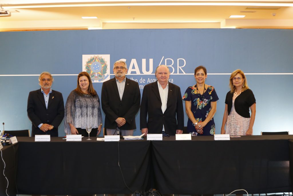 Conselho Diretor do CAU/BR para o ano de 2018: Osvaldo Abrão, Andrea Vilella, Guivaldo Baptista, Luciano Guimarães, Lana Jubé e Patrícia Luz